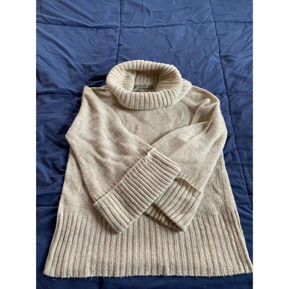 American Rag Co Turtle Neck Sweater Medium Creme White Sweater - Picture 6 of 7